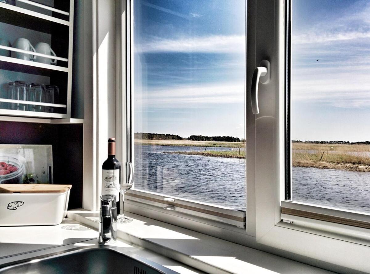 Urlauberschiff Neptun Im Ostseebad Prerow Luaran gambar